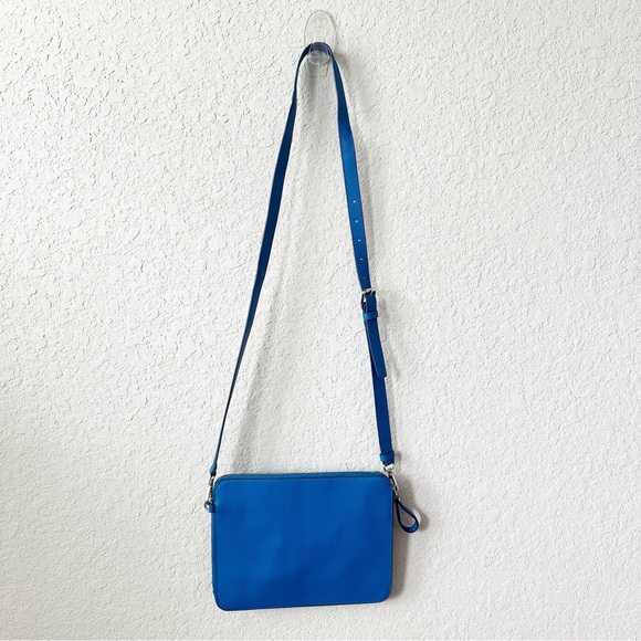 Tumi Prism Royal Blue Leather Tech iPad Mini Tablet Crossbody Bag - Picture 3 of 15